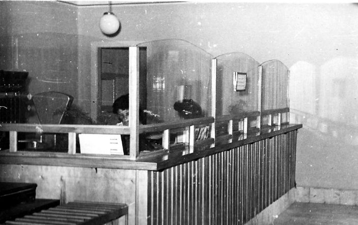 Doboz-posta-felveteli-terem-1960-as-evek